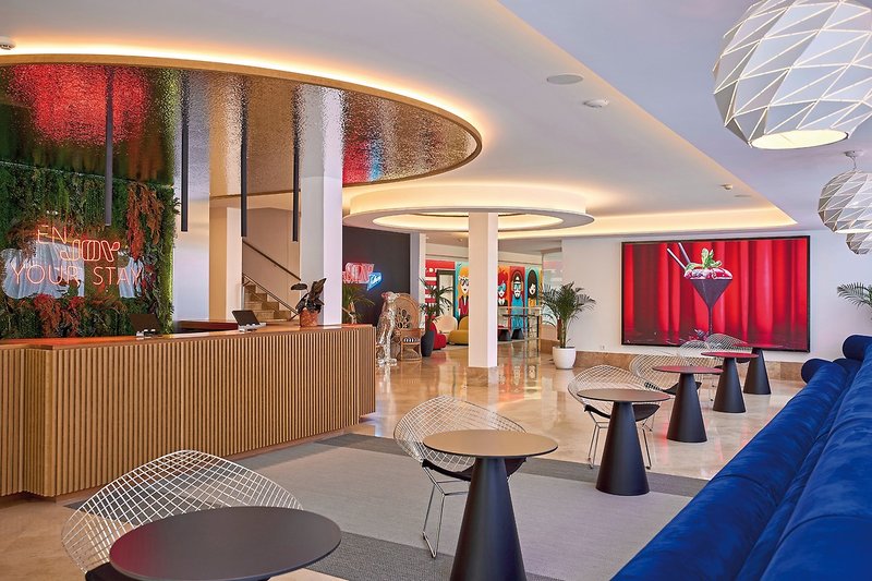 Universal Hotel Neptuno 27