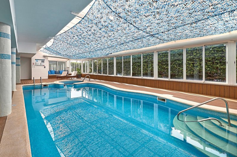 Universal Hotel Neptuno 28