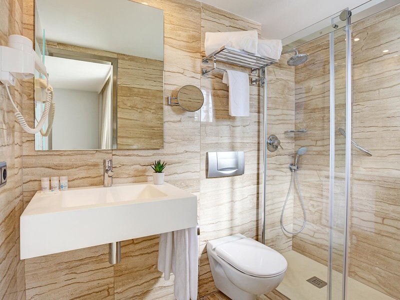 Grupotel Orient 25 - Room Example