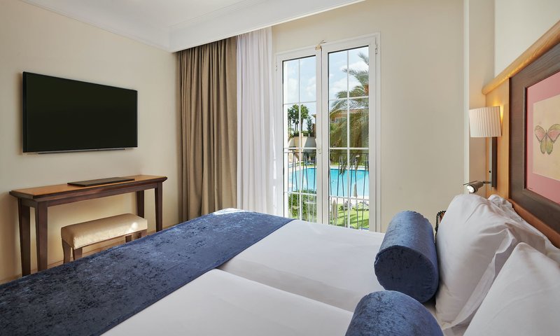 Grupotel Playa de Palma Suites & Spa 14