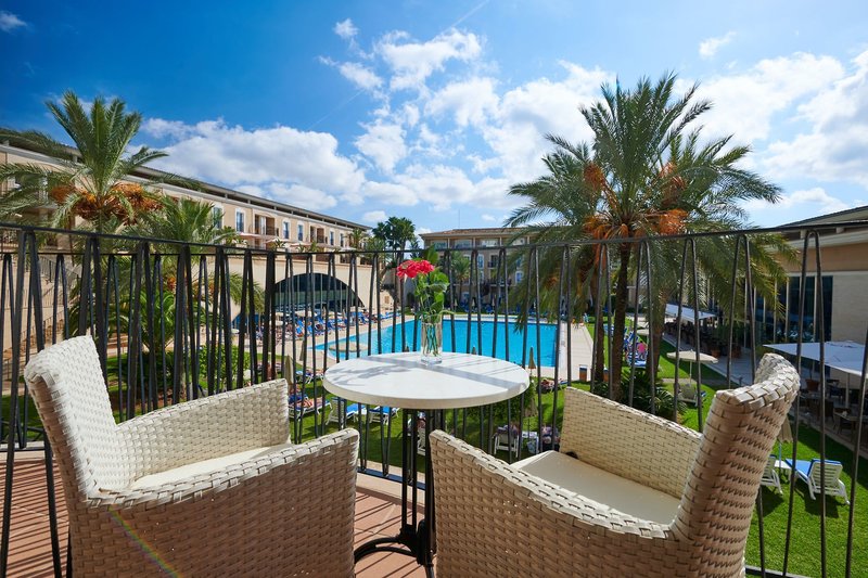 Grupotel Playa de Palma Suites & Spa 15