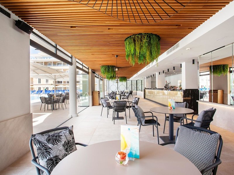 Grupotel Playa de Palma Suites & Spa 29
