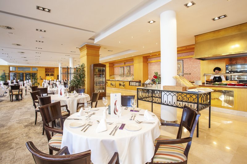 Grupotel Playa de Palma Suites & Spa 10