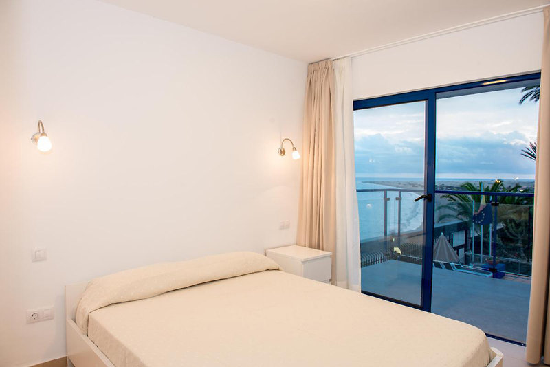 Apartamentos Caribes 1 11