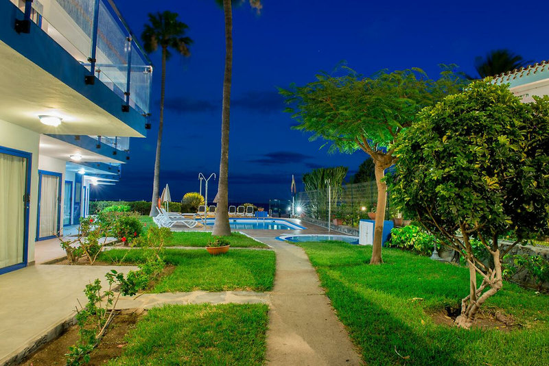 Apartamentos Caribes 1 12