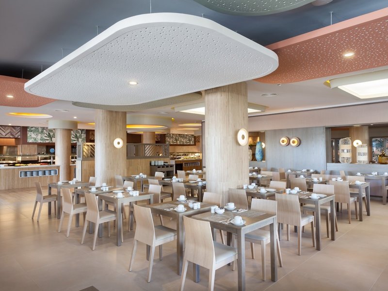 Hotel Riu Chiclana 10