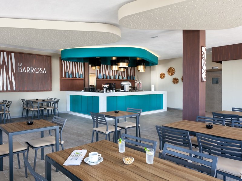 Hotel Riu Chiclana 13