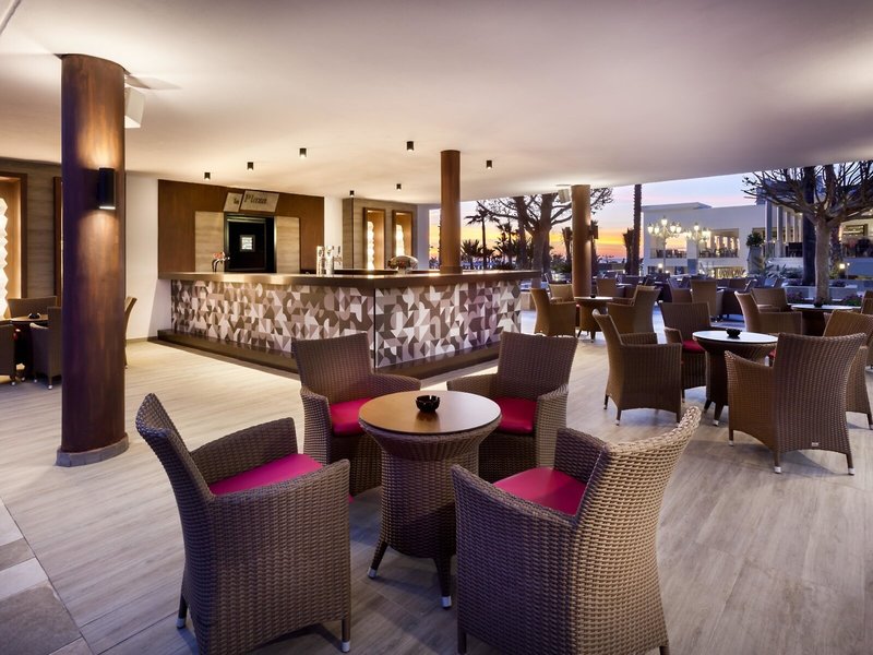 Hotel Riu Chiclana 18