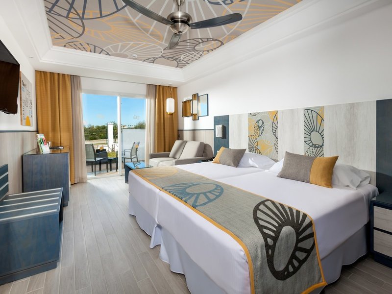 Hotel Riu Chiclana 29