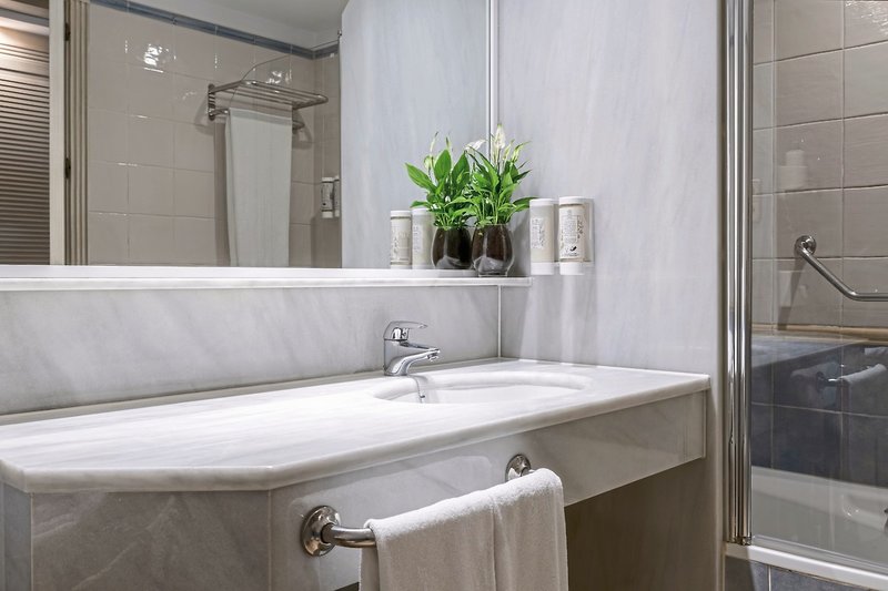 Iberostar Waves Málaga Playa 9