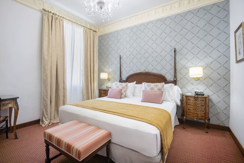 Hotel Duques de Medinaceli 12