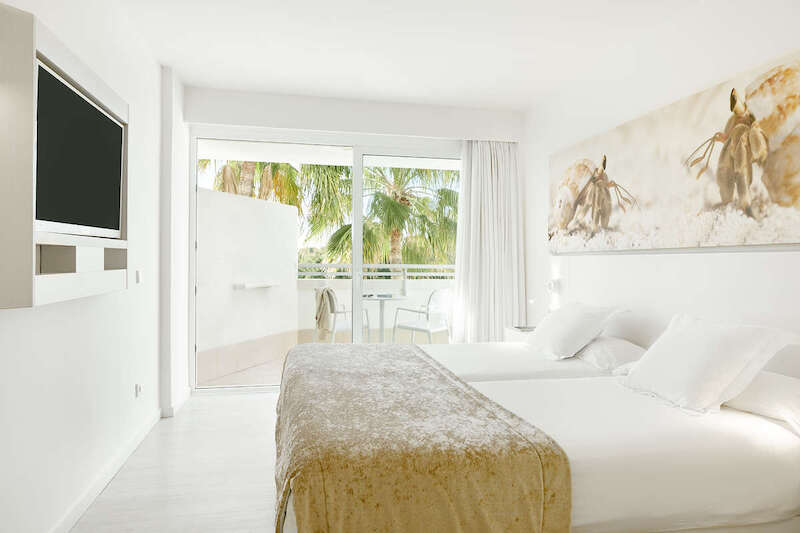 Iberostar Waves Cristina 33