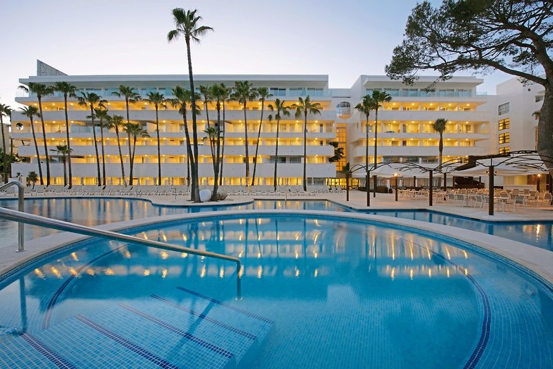 Iberostar Cristina 1