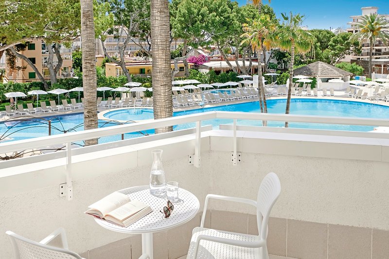 Iberostar Cristina 11