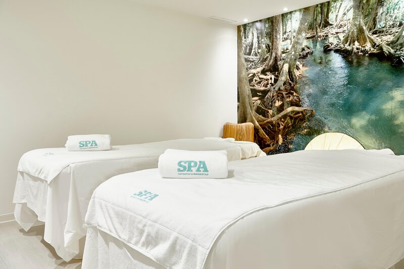 Iberostar Waves Cristina 36