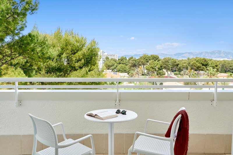 Iberostar Waves Cristina 56