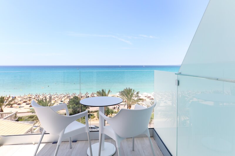 Iberostar Waves Bahía de Palma 50