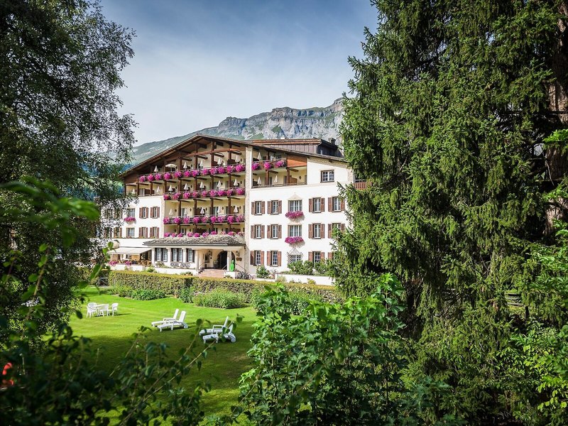 Hotel Adula 2