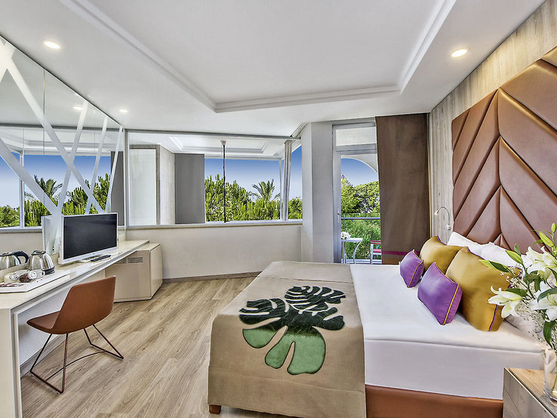 Delphin BE Grand Resort  11