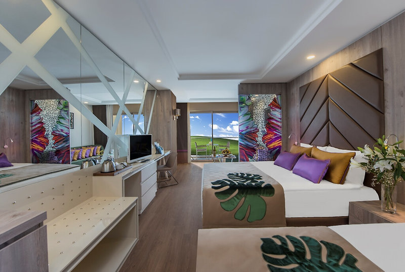 Delphin BE Grand Resort  8