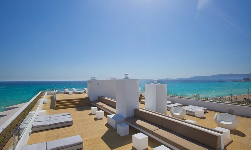 HM Tropical 12 - Terrace
