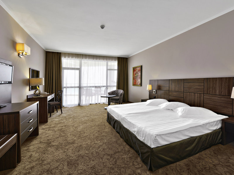 Marina Grand Beach Hotel 24