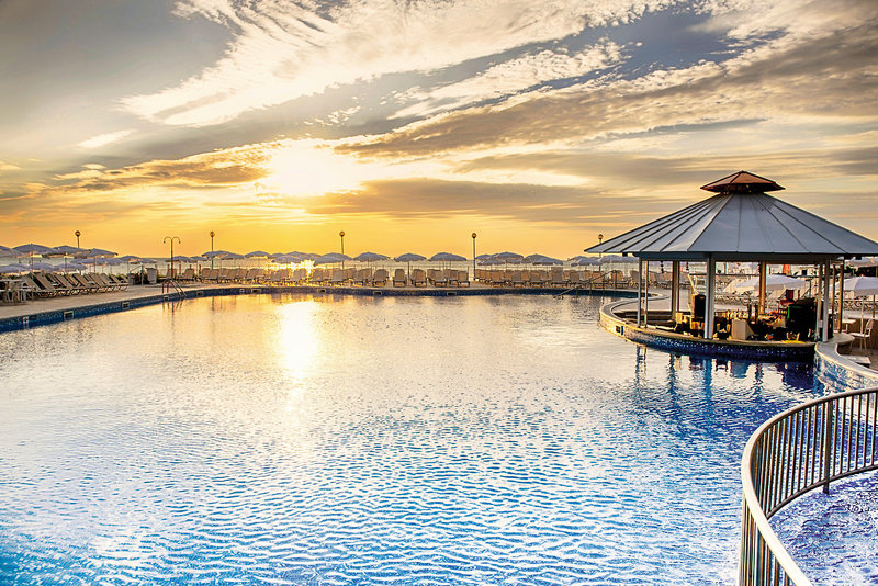 AluaSun Helios Beach 16