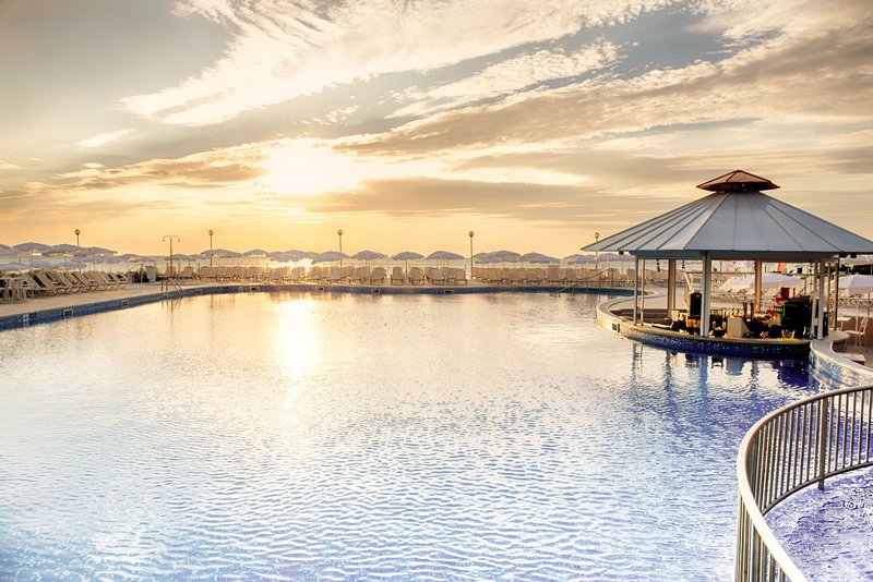 TUI SUNEO Helios Beach 1