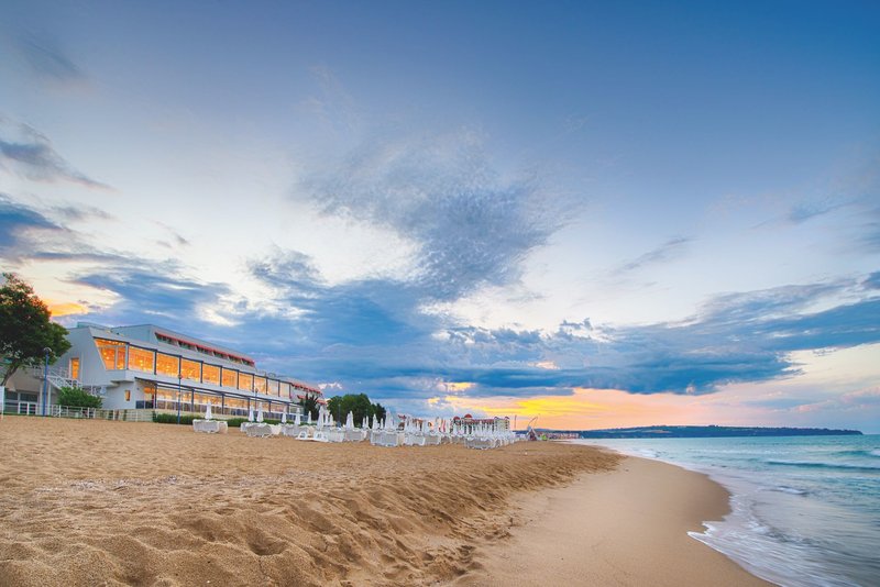 TUI SUNEO Helios Beach 16