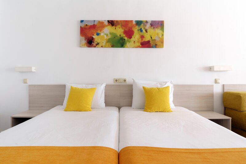 AluaSun Helios Beach 77