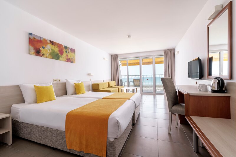 AluaSun Helios Beach 80