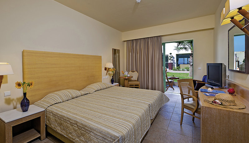 Grand Bay Beach Resort 6