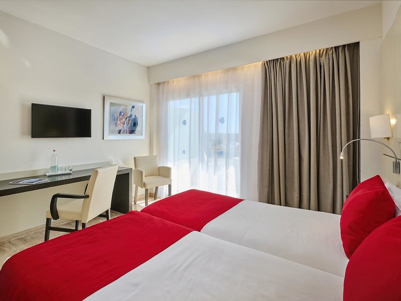 Grupotel Taurus Park 32 - Room Example