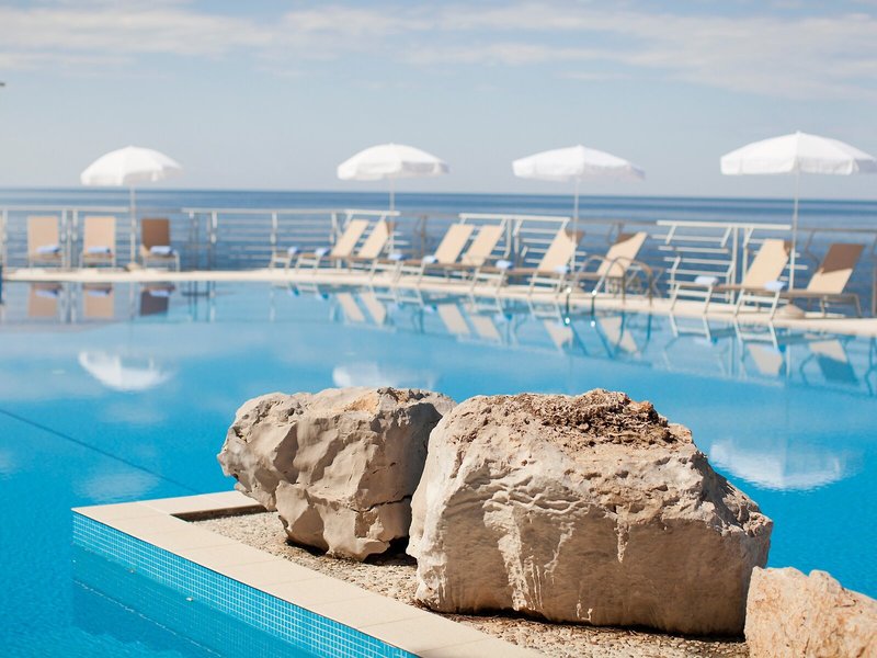 Dubrovnik Palace 16