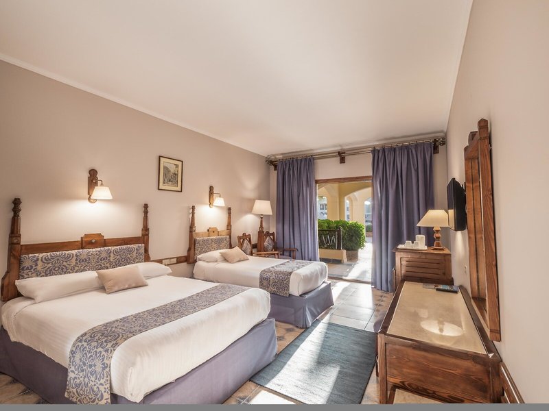 Sunny Days Palma de Mirette Resort 22 - Room Example