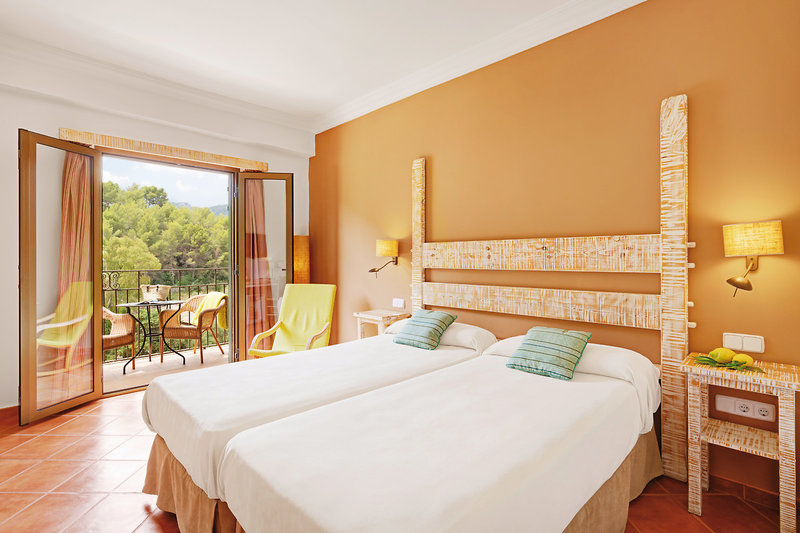 Hotel Es Port 14