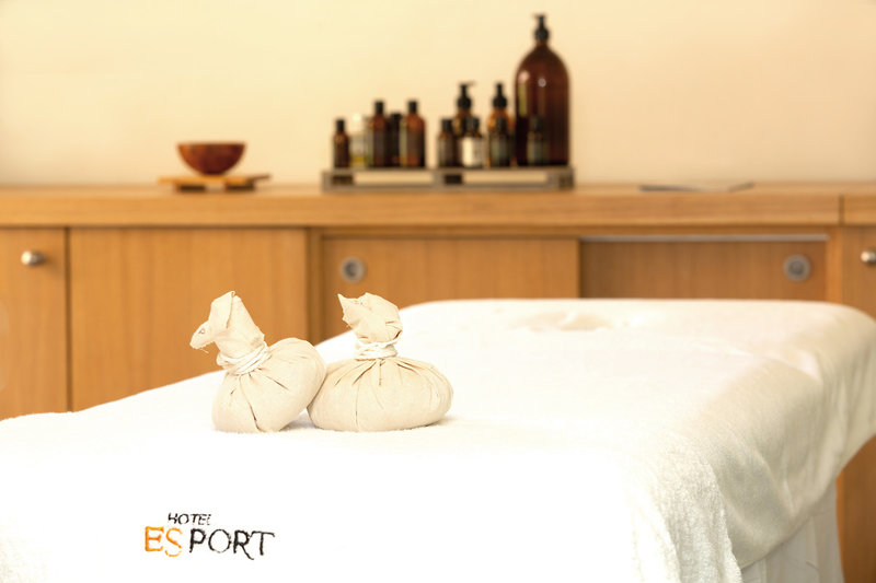 Hotel Es Port 23