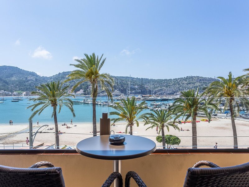 FERGUS Style Soller Beach 8