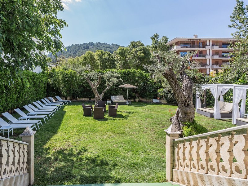 FERGUS Style Soller Beach 13