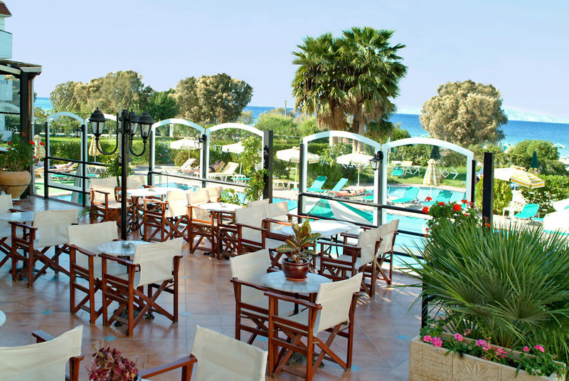 Pylea Beach Hotel 6