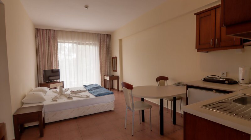 Lemas Suite Hotel 6