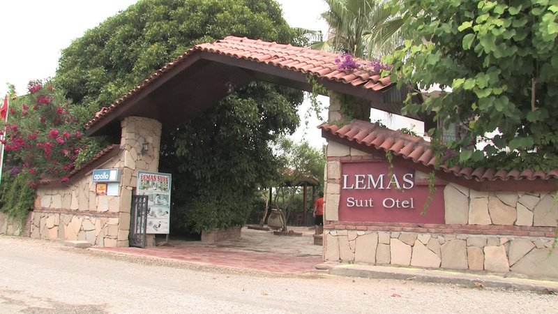 Lemas Suite Hotel 13