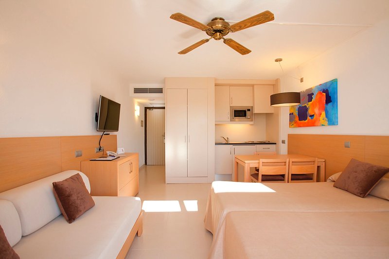 Hipotels Mediterraneo Club 23