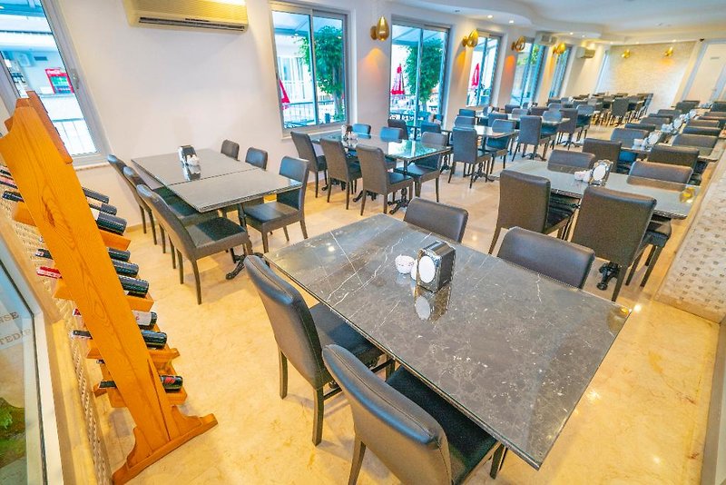 Kleopatra Celine Hotel 4