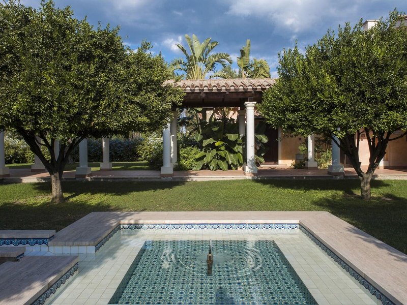 Lantana Resort Hotel & Apartments 12