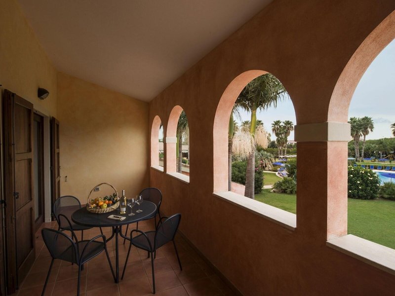 Lantana Resort Hotel & Apartments 27