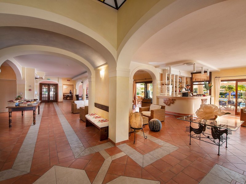 Lantana Resort Hotel & Apartments 34