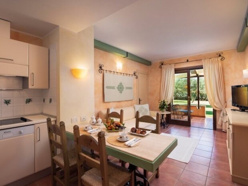 Lantana Resort Hotel & Apartments 46