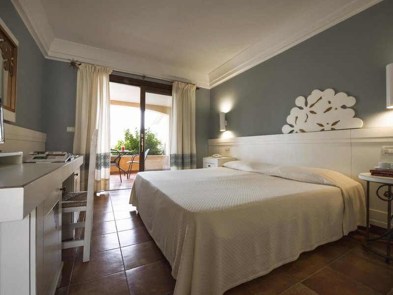 Lantana Resort Hotel & Apartments 33