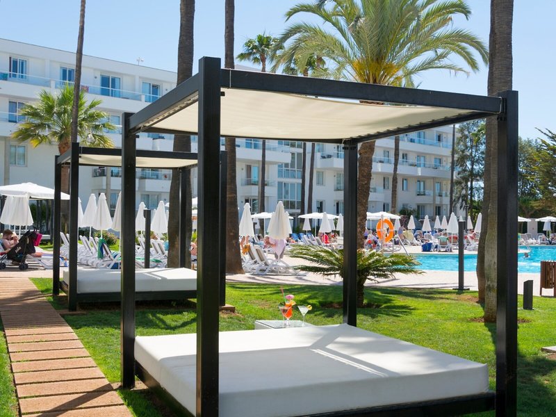 Protur Vista Badía Aparthotel 15